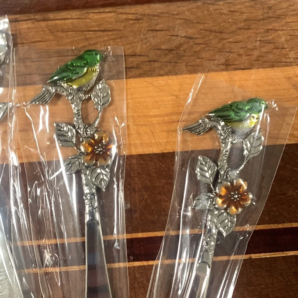 Set of 4 GANZ decorative 6 inch cheese spreaders: birds with flowers